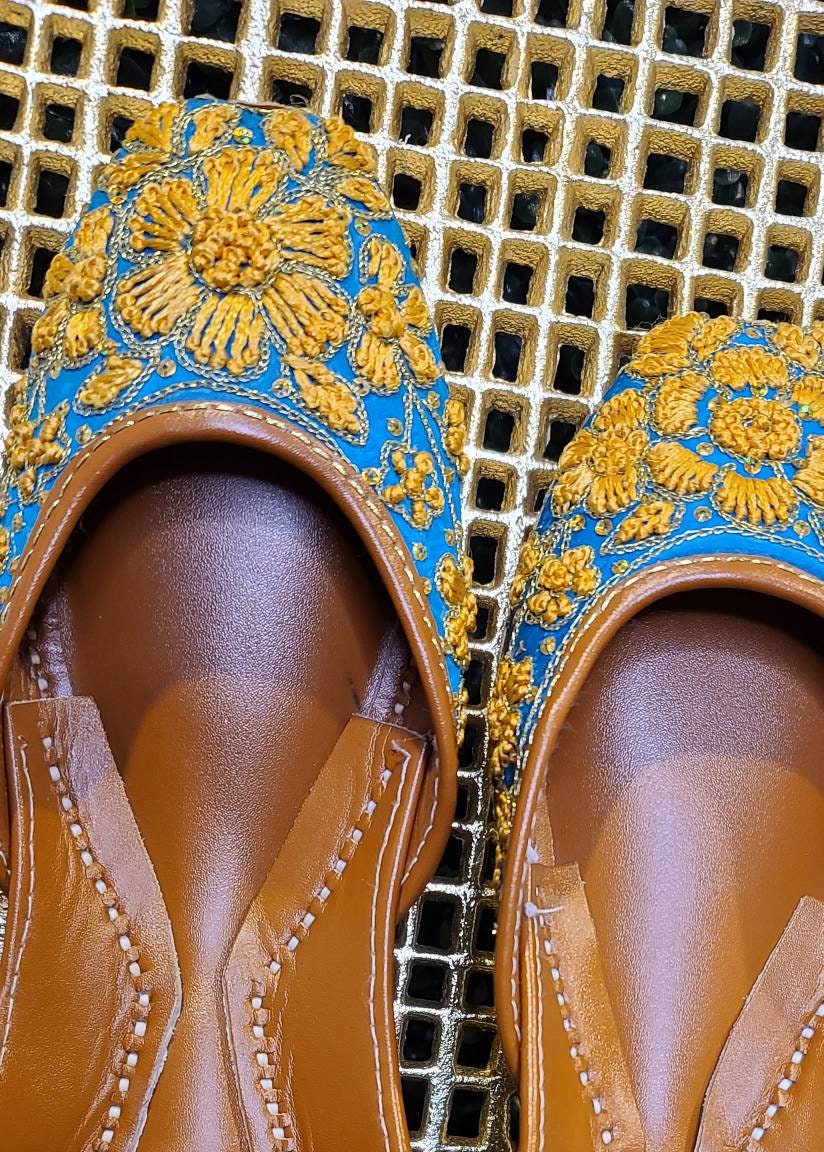 Blue with yellow hand Embroidered khussa/jutti.