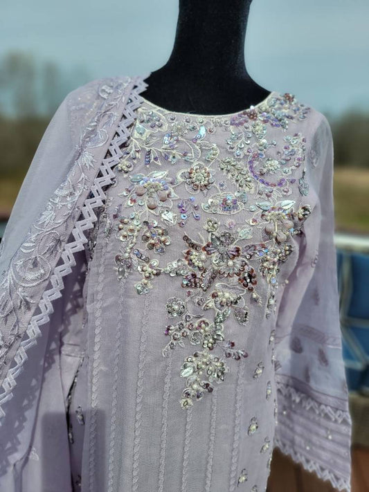 This season is all about lavender and lillies.  Beautiful piece from our Luxe pret collection.