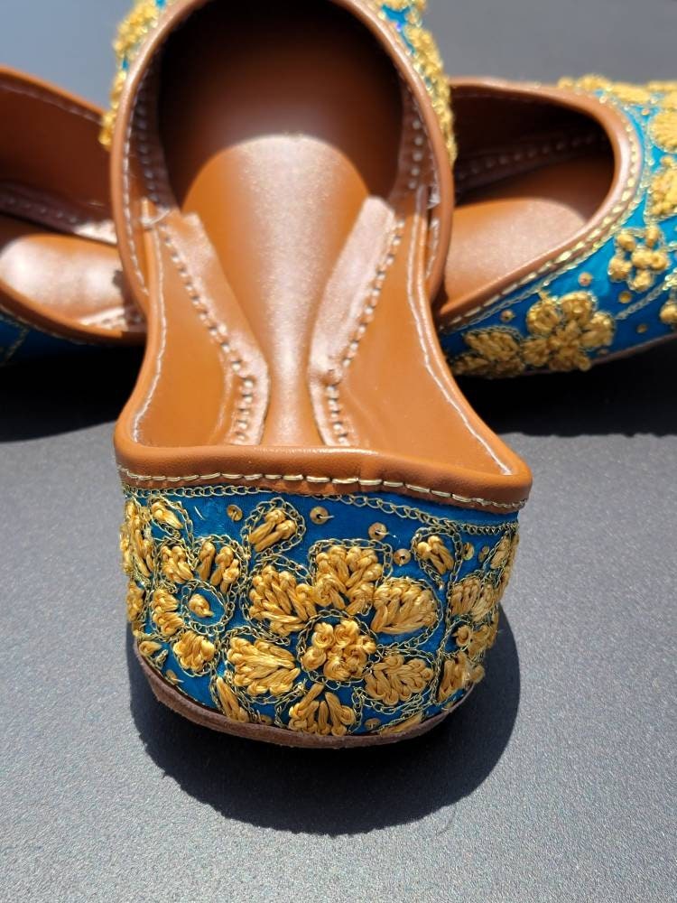 Blue with yellow hand Embroidered khussa/jutti.