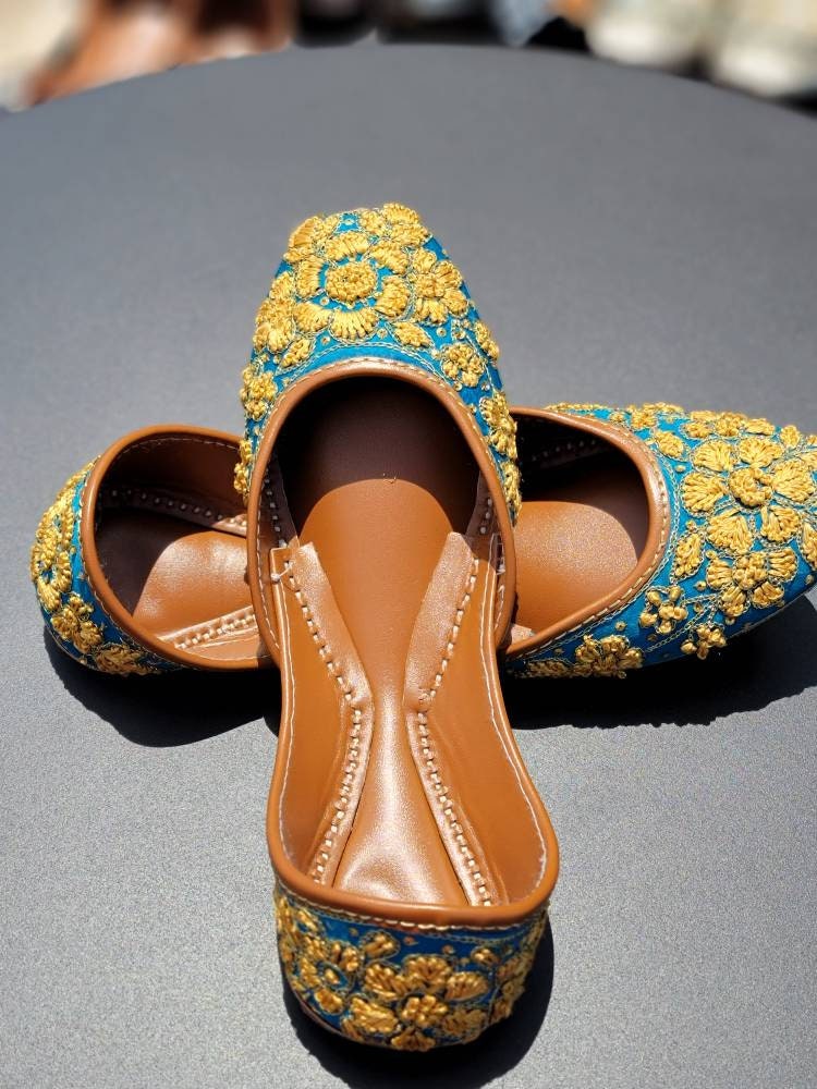 Blue with yellow hand Embroidered khussa/jutti.