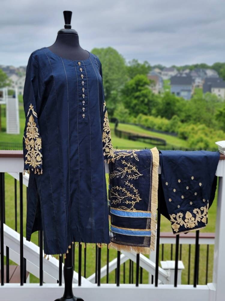 Navy blue raw silk shirt and shalwar with organza gota work duppata. Pakistani designer. Qalamkar.