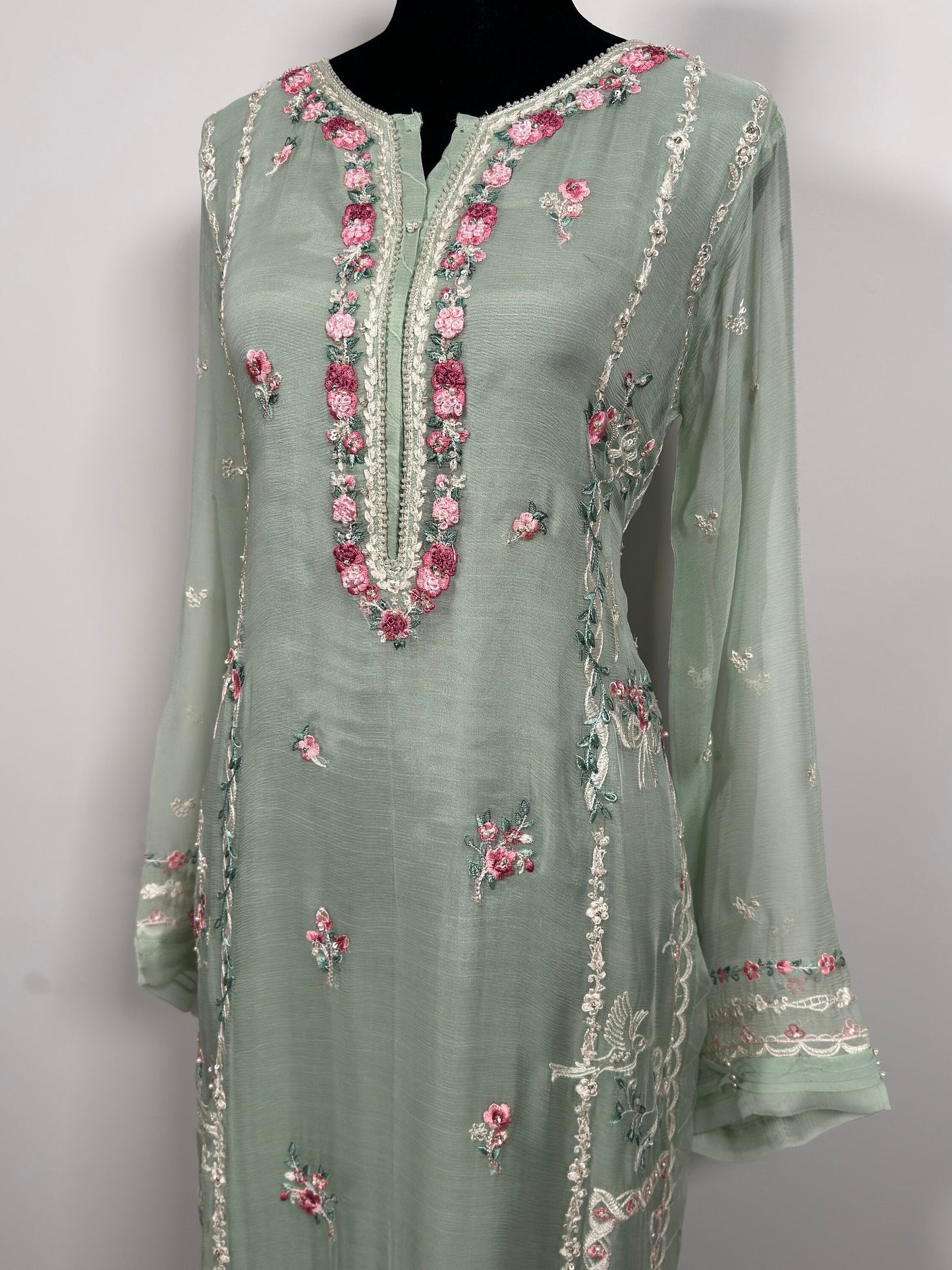 Three piece Agha noor in color mint green. Perfect for Eid . Chiffon shirt with embroidery paired with chiffon embroidered duppata and pant.