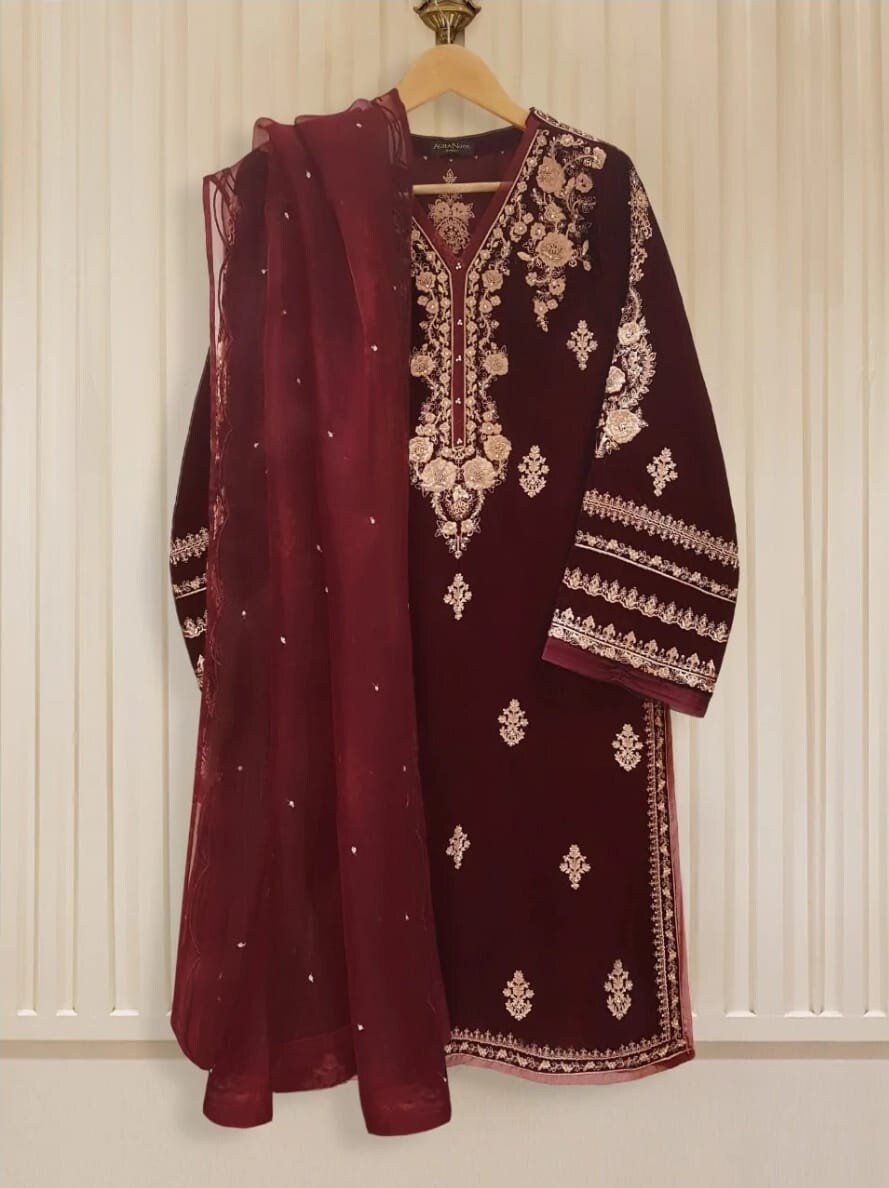 Original Agha noor 3 pc in velvet.