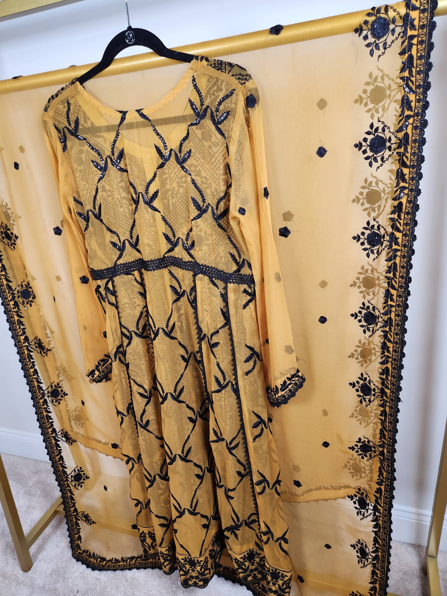 Gorgeous yellow and black chikankari.  3 pc.