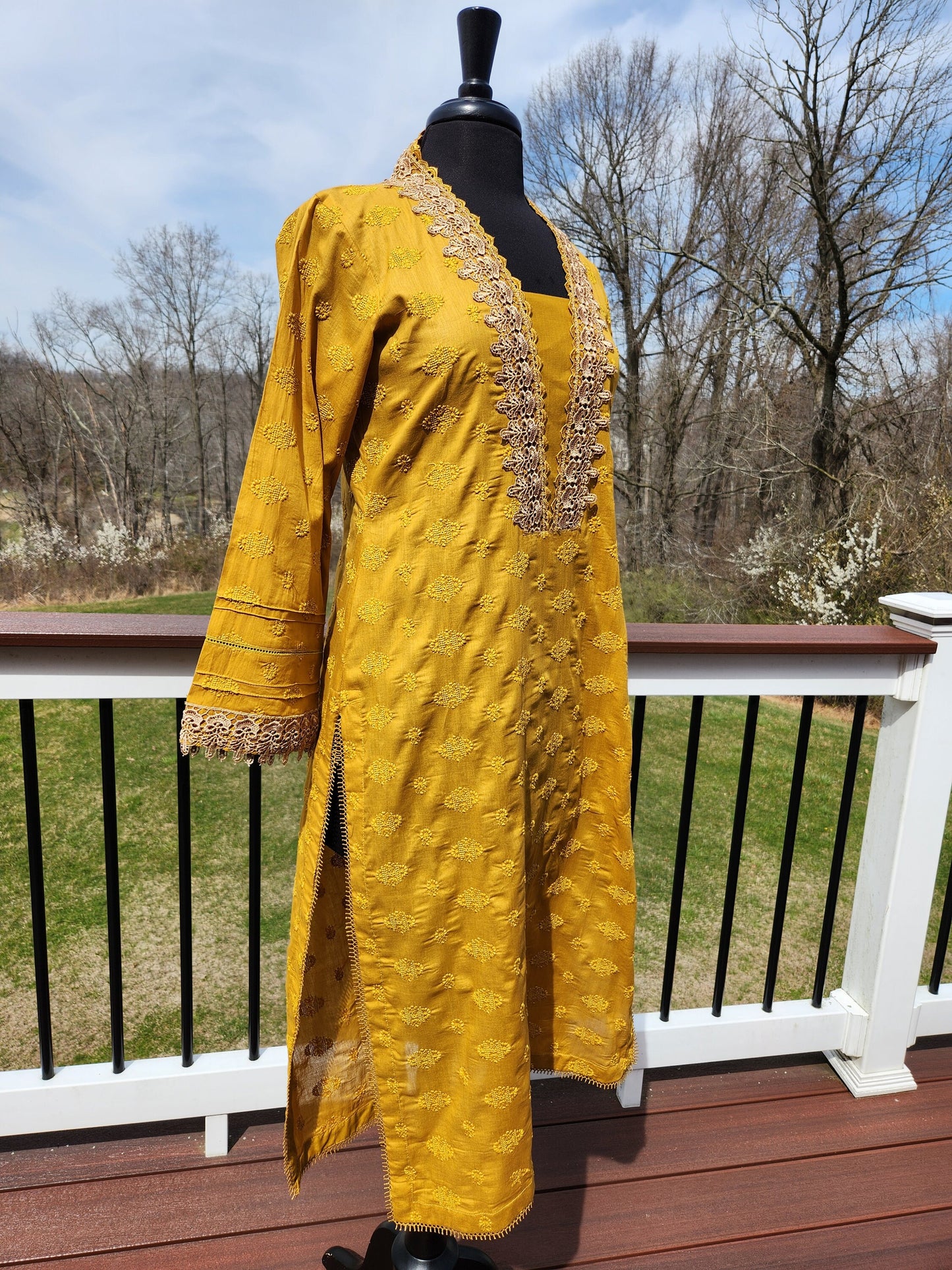 3 pc ready to wear lawn chikankari.