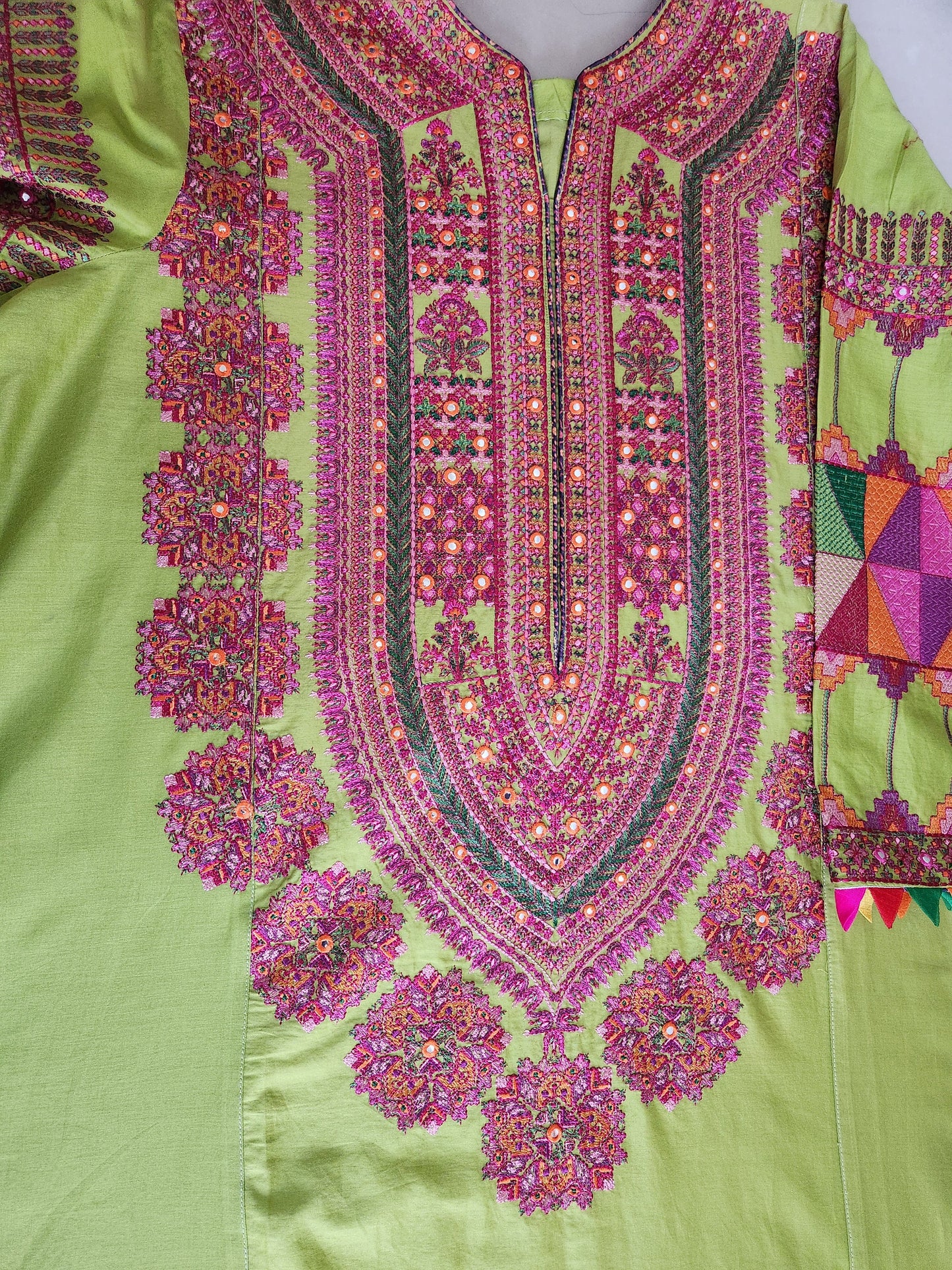 original husaain rehar lawn 3 pc stitched.